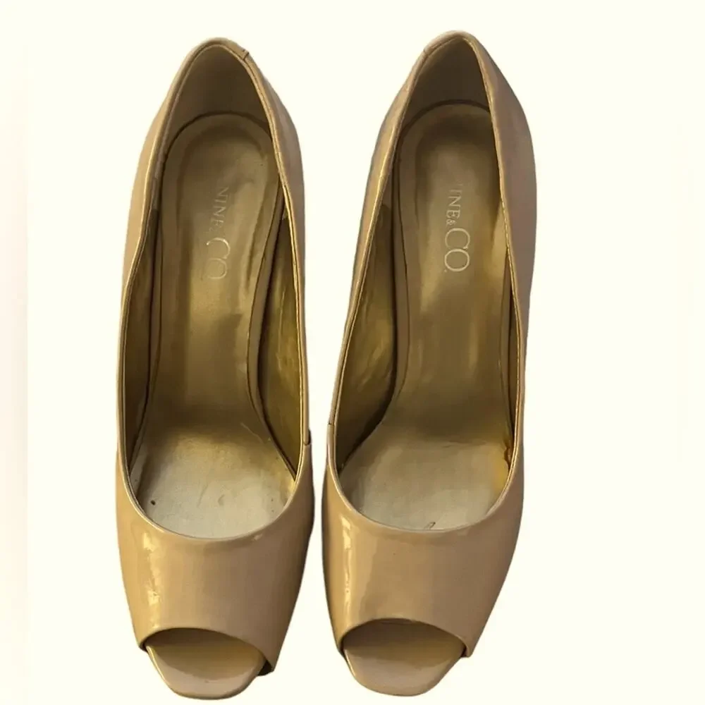 Nine & Co. Women's Light Taupe Peep Toe Pump